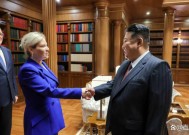 金正恩再次携女出席重要活动