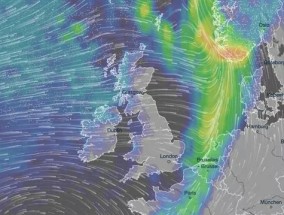 在零下3摄氏度的严寒中，英国长达570英里的地区将迎来降雪